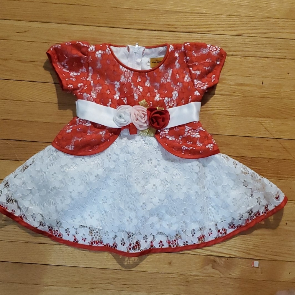 Lace overlay dress with crinoline skirt
